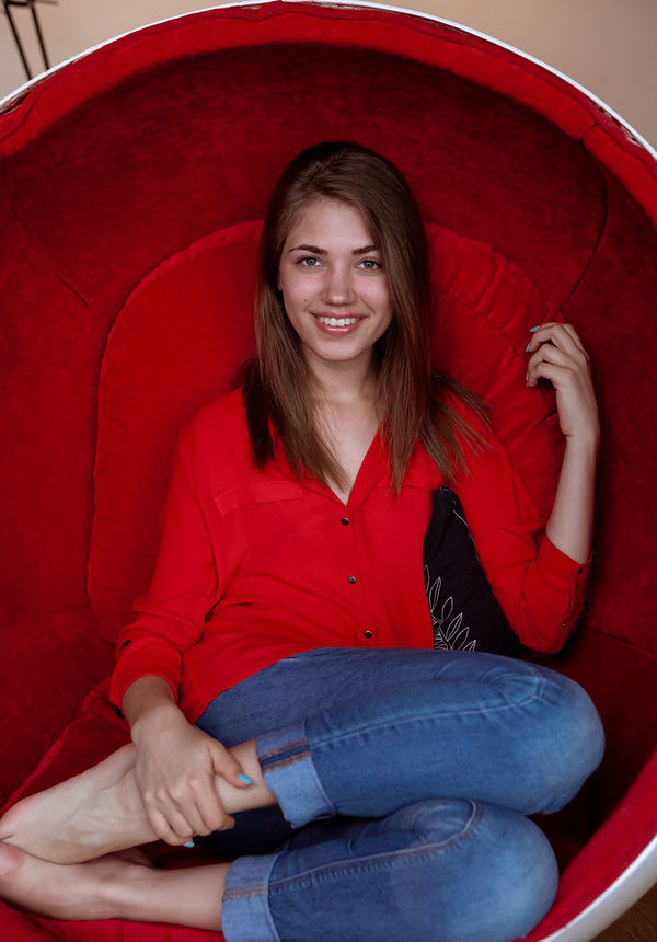 Нина, 24 года, 7 размер груди